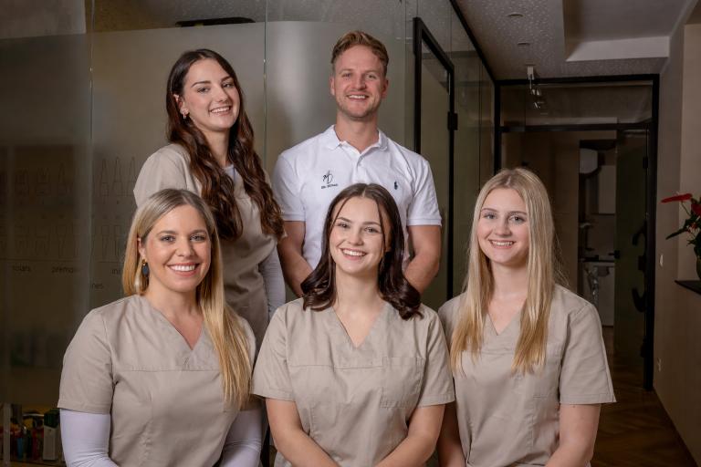 Team Dr Daniel Horak